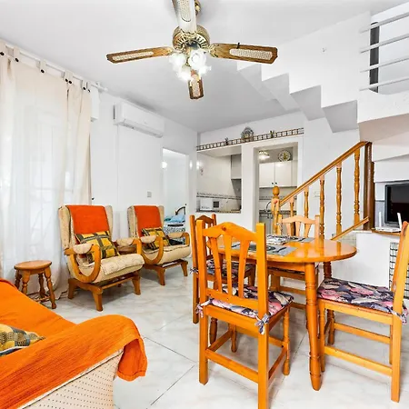 The Lemon Tree House Torrevieja Exterior photo
